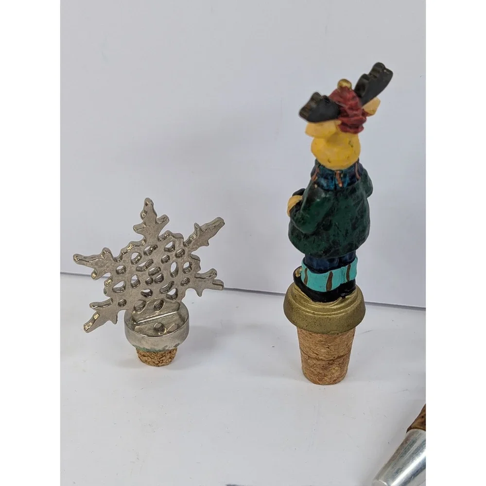 REINDEER BOBBLE TOP, Reindeer  & Snowflake‎ WINE BOTTLE STOPPER CHRISTMAS